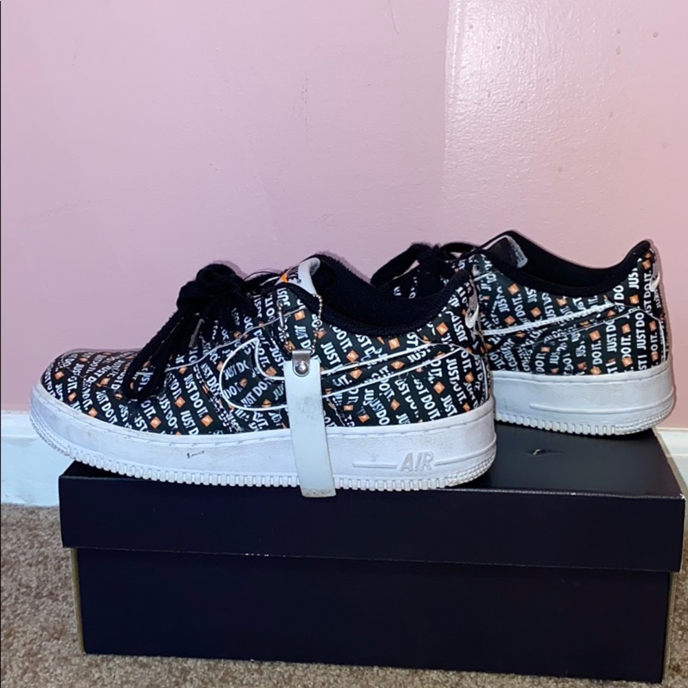 Just do it air forces